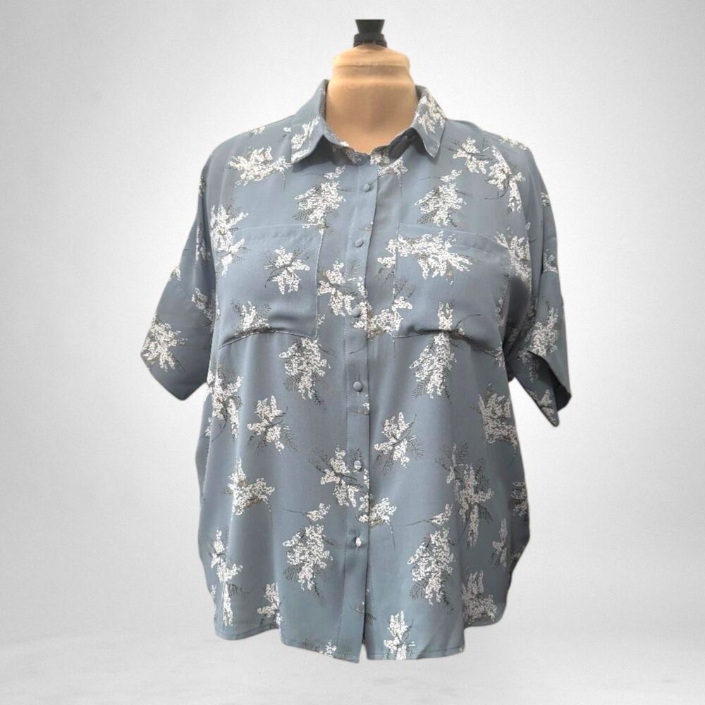 OAT Boxy Short Sleeve Floral Button Down Woven Top, NEW! Size LARGE